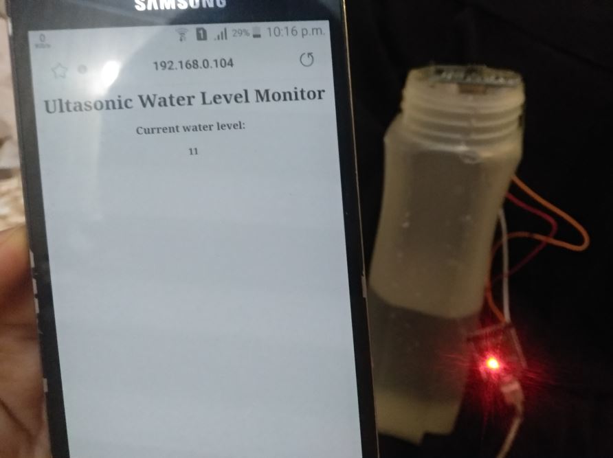 Cảm biến siêu âm với ESP32 Water level monitor web server 3