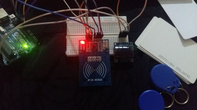 Arduino uno với phần cứng RC522 và OLED
